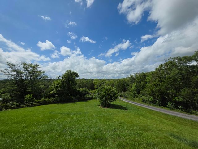 874 N Richmond Road, Berea, KY 40403