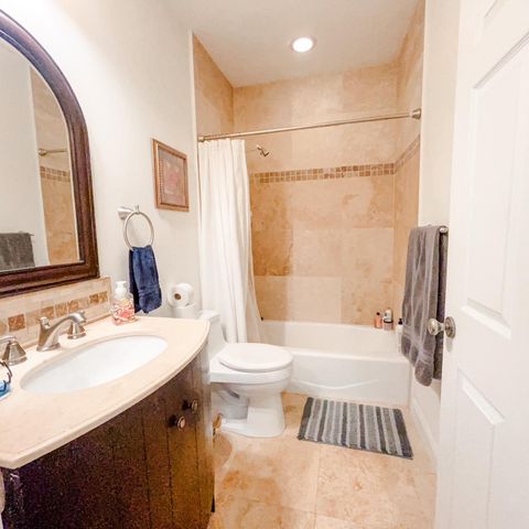 218 N Palmway, Lake Worth Beach, FL 33460