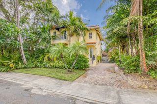 218 N Palmway, Lake Worth Beach, FL 33460