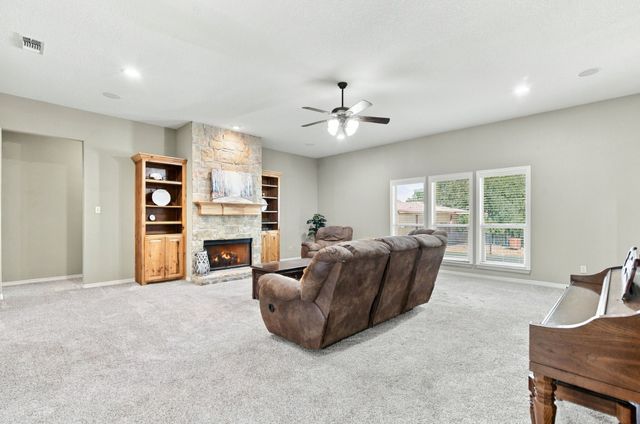 108 Cedar Ranch Drive, Weatherford, TX 76087