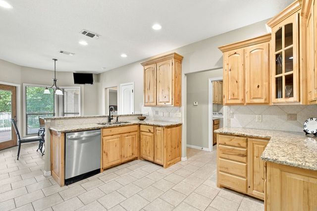 108 Cedar Ranch Drive, Weatherford, TX 76087