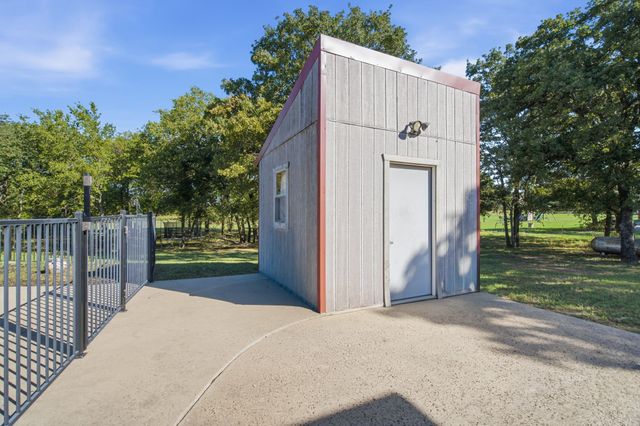 108 Cedar Ranch Drive, Weatherford, TX 76087