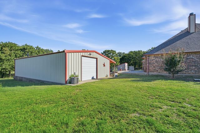 108 Cedar Ranch Drive, Weatherford, TX 76087