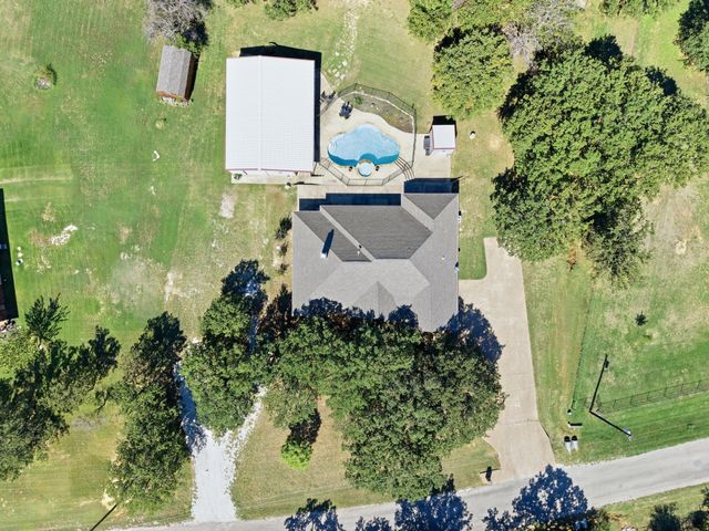 108 Cedar Ranch Drive, Weatherford, TX 76087