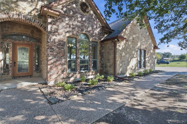 108 Cedar Ranch Drive, Weatherford, TX 76087