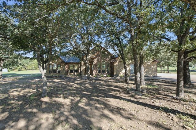 108 Cedar Ranch Drive, Weatherford, TX 76087