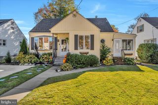 105 SUMMIT AVE, Laurel Springs, NJ 08021