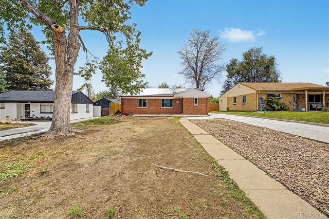 3440 S Dahlia Street, Denver, CO 80222
