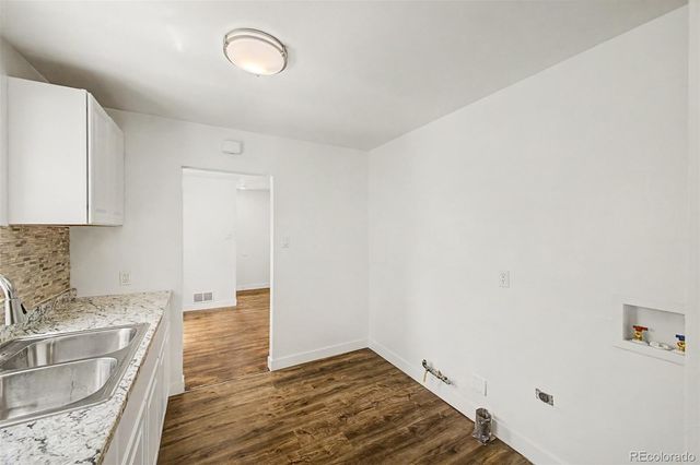 3440 S Dahlia Street, Denver, CO 80222