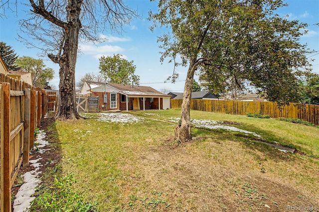 3440 S Dahlia Street, Denver, CO 80222
