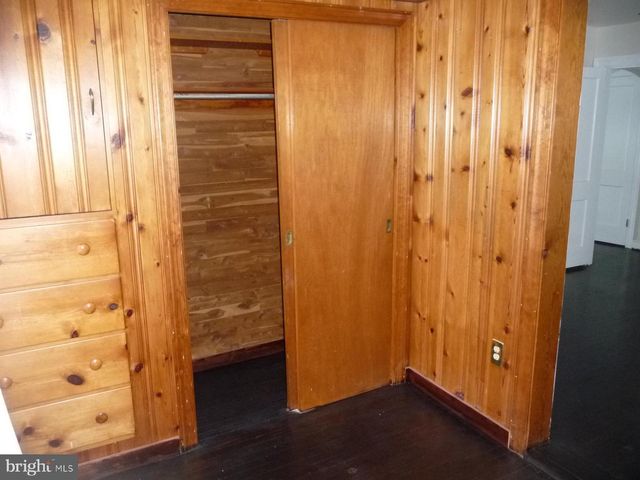 2619 BROOKS DR, Suitland, MD 20746