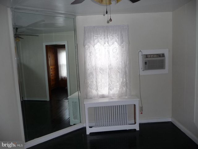 2619 BROOKS DR, Suitland, MD 20746