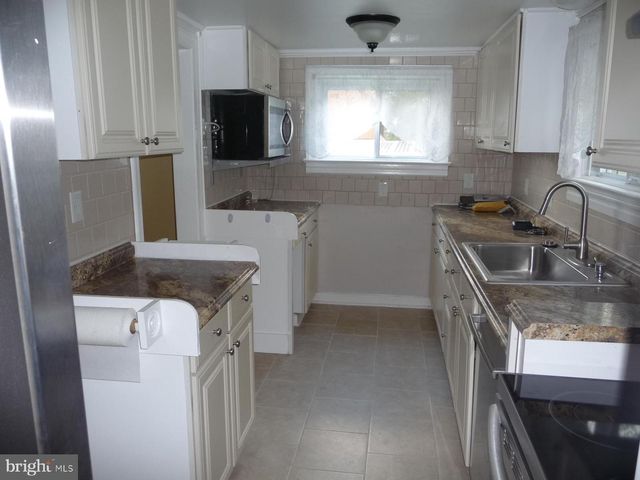 2619 BROOKS DR, Suitland, MD 20746