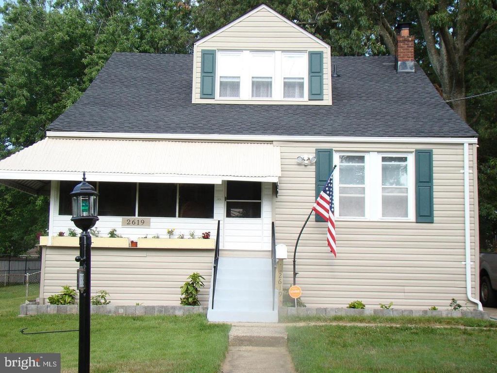 2619 BROOKS DR, Suitland, MD 20746