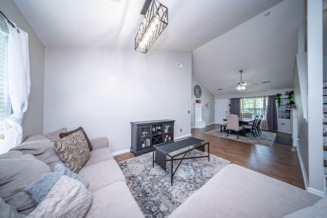 229 Lindy Creek Road, Goose Creek, SC 29445