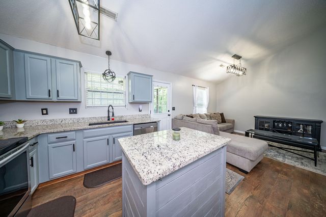 229 Lindy Creek Road, Goose Creek, SC 29445