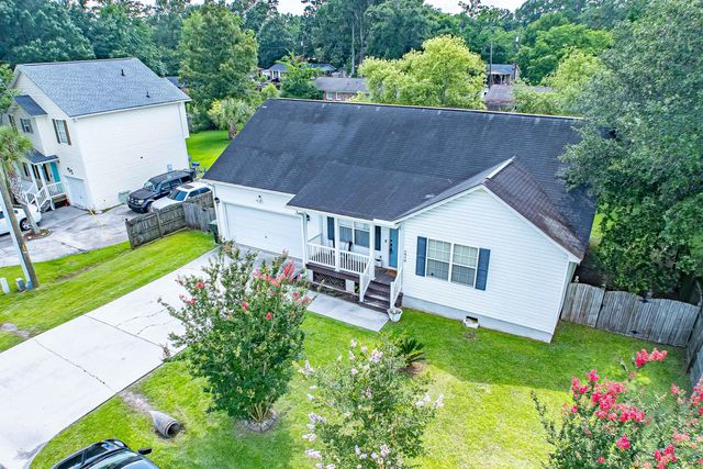 229 Lindy Creek Road, Goose Creek, SC 29445