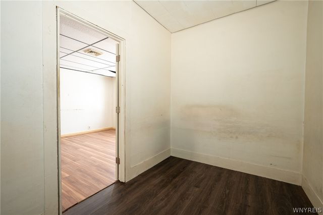 884 East Eagle Street N, Buffalo, NY 14210