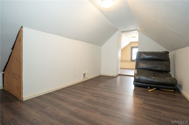 884 East Eagle Street N, Buffalo, NY 14210