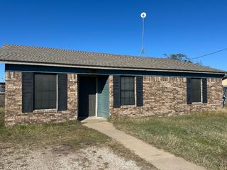 155 Green Acres Road, Weatherford, TX 76088