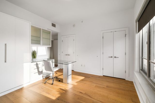 603 Davis ST 1103, Austin, TX 78701