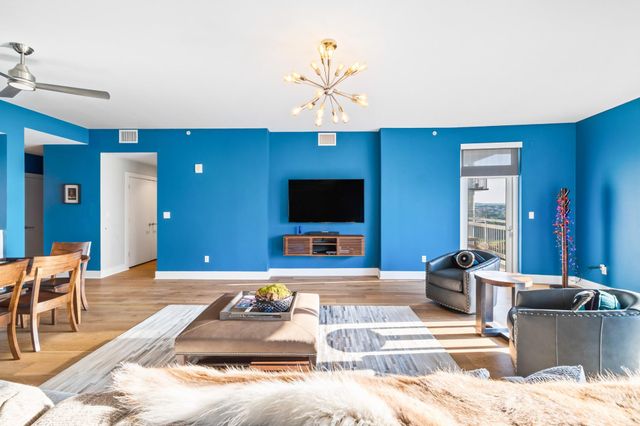 603 Davis ST 1103, Austin, TX 78701