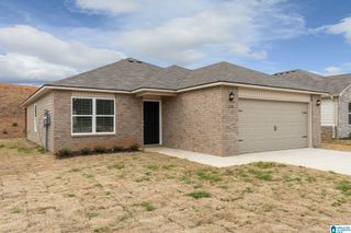 366 AMBER AVENUE, Calera, AL 35040