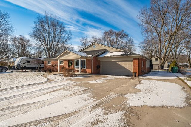 38867 Winkler Street, Harrison Twp, MI 48045