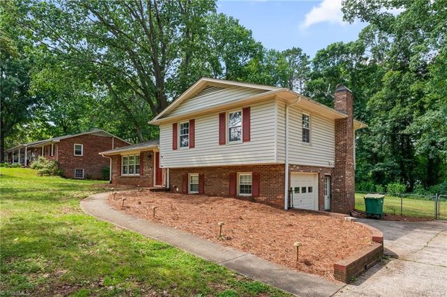 7235 Crenata Drive, Lewisville, NC 27023