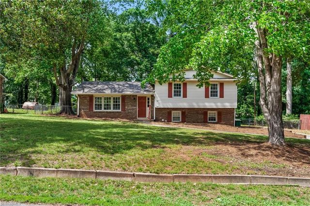 7235 Crenata Drive, Lewisville, NC 27023