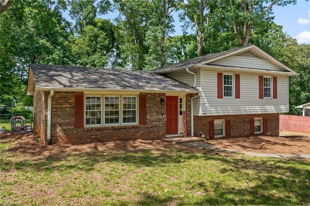 7235 Crenata Drive, Lewisville, NC 27023