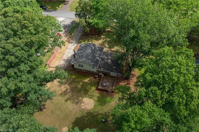7235 Crenata Drive, Lewisville, NC 27023