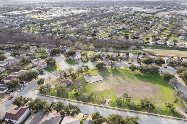 1305 Caras CV, Pflugerville, TX 78660