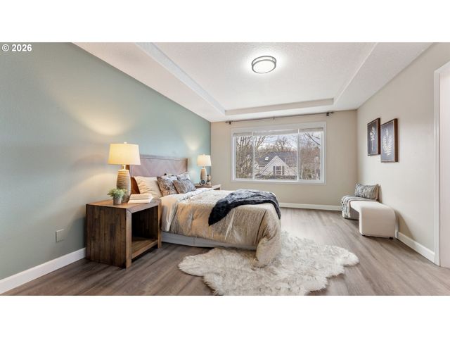 14583 Nw DAWNWOOD Dr, Portland, OR 97229