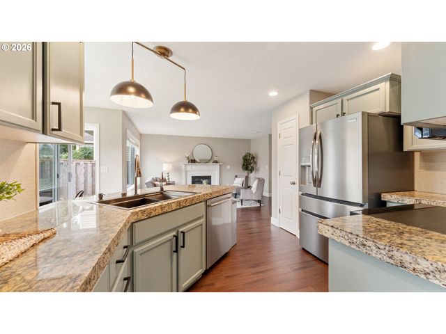 14583 Nw DAWNWOOD Dr, Portland, OR 97229