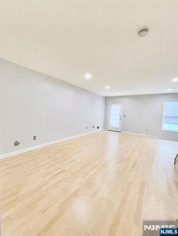 456 Hartford Drive 4057, Nutley, NJ 07110