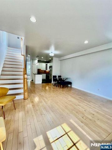 456 Hartford Drive 4057, Nutley, NJ 07110