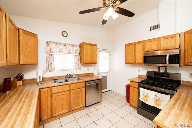 3953 Raymond Avenue, Kingman, AZ 86409