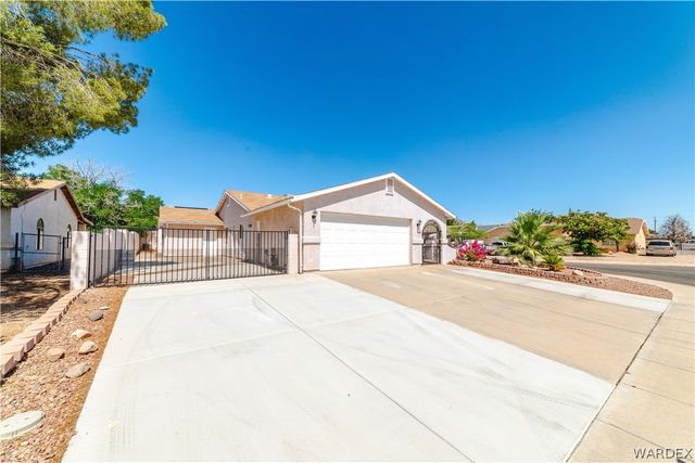 3953 Raymond Avenue, Kingman, AZ 86409