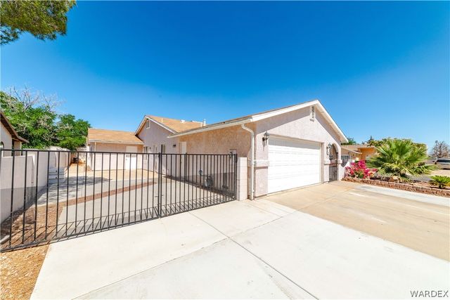 3953 Raymond Avenue, Kingman, AZ 86409