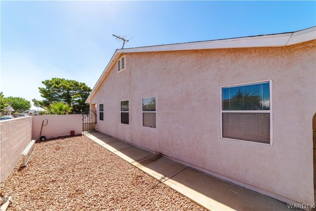 3953 Raymond Avenue, Kingman, AZ 86409