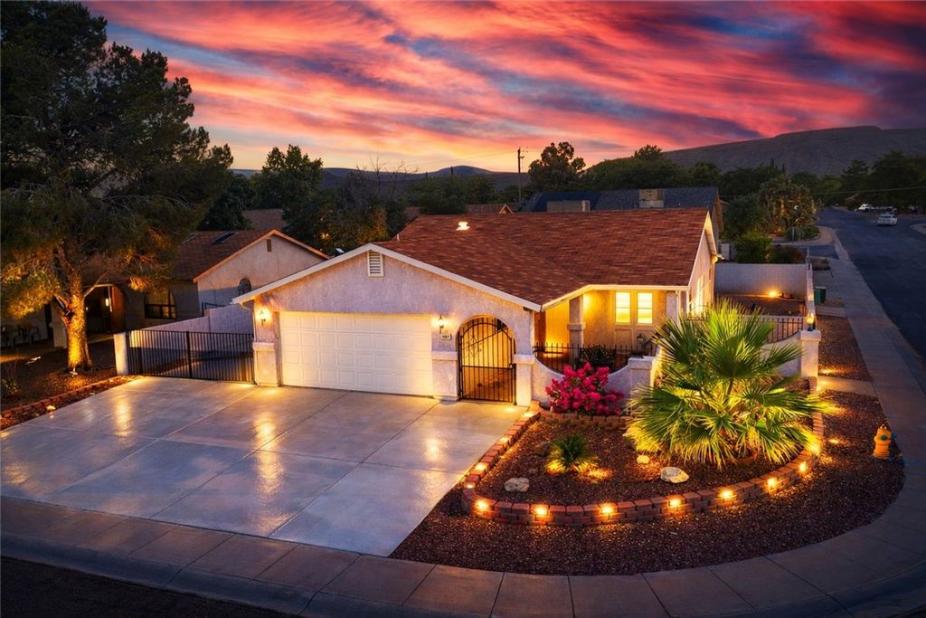 3953 Raymond Avenue, Kingman, AZ 86409