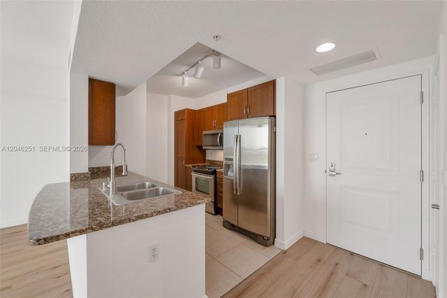 350 N Federal Hwy 1202 1202, Boynton Beach, FL 33435
