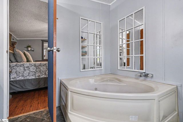 208 Sassafras Drive, Laurens, SC 29360