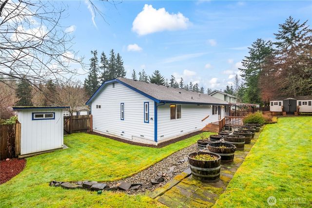 6450 Crossing Place SW, Port Orchard, WA 98367