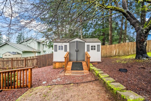 6450 Crossing Place SW, Port Orchard, WA 98367