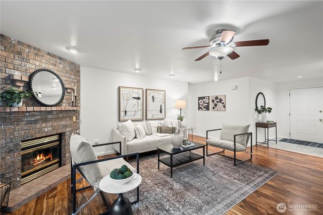 6450 Crossing Place SW, Port Orchard, WA 98367