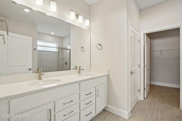 931 Century Avenue SE, Palm Bay, FL 32909