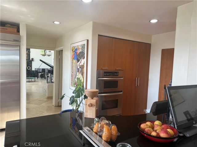 1994 Stanley, Signal Hill, CA 90755