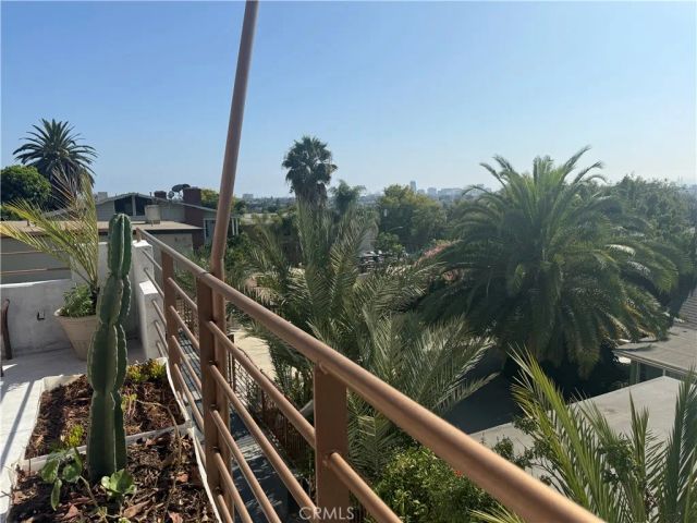 1994 Stanley, Signal Hill, CA 90755